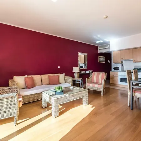 Daire Luxury Apartment, Marina, & Pool Portimão