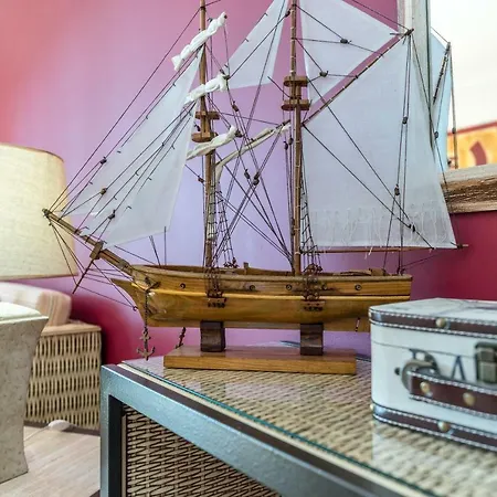 Luxury Apartment, Marina, & Pool * Портиман