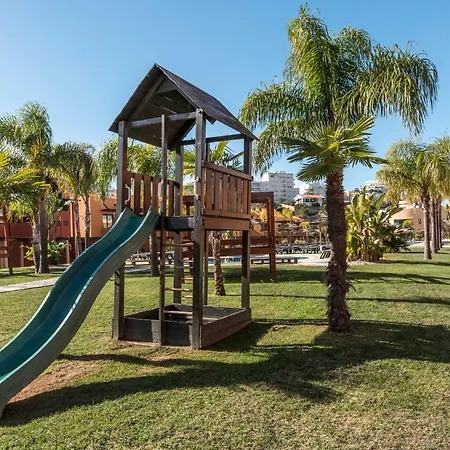 Luxury Apartment, Marina, & Pool Apartamento Portimão